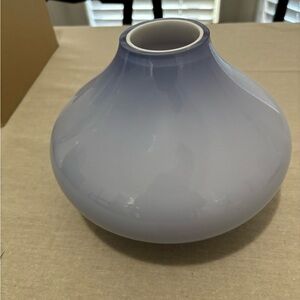 Flower vase